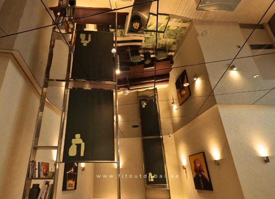 SS Mirror Ceiling